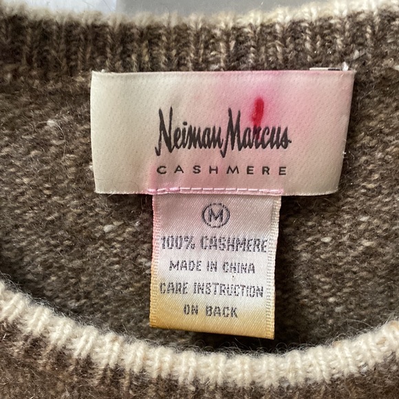 Neiman Marcus Sleeveless CASHMERE Sweater - Picture 2 of 7